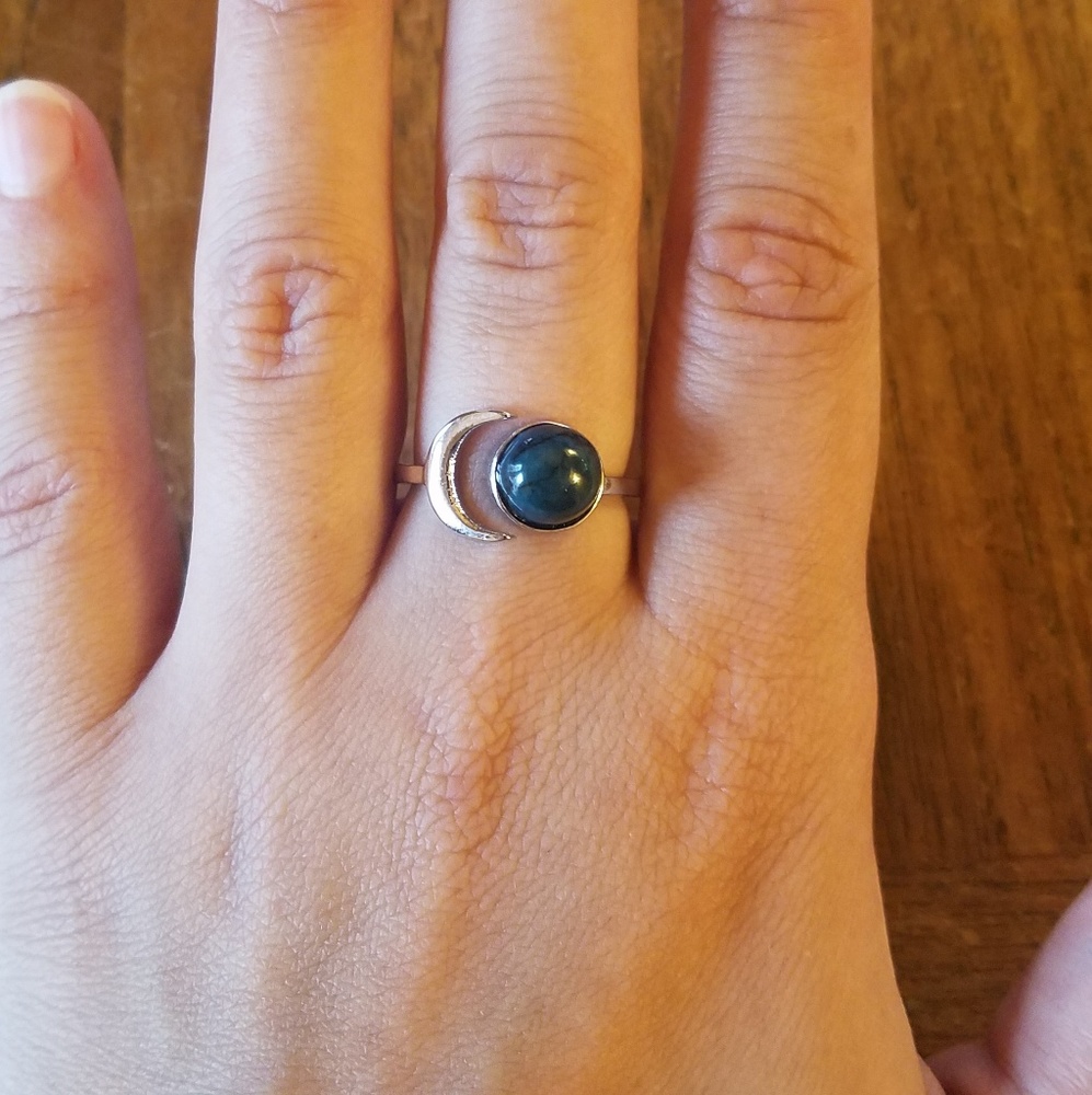 NWOT Sterling Moon Ring - Picture 2 of 6